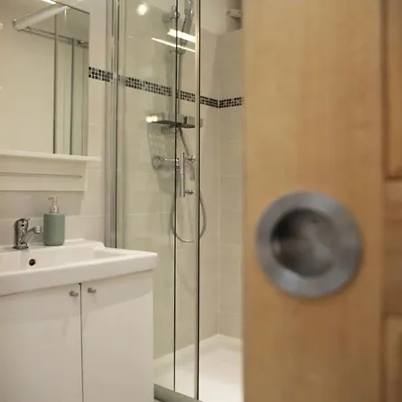 Avec Bureau Proche Montmartre - P2 Apartamento