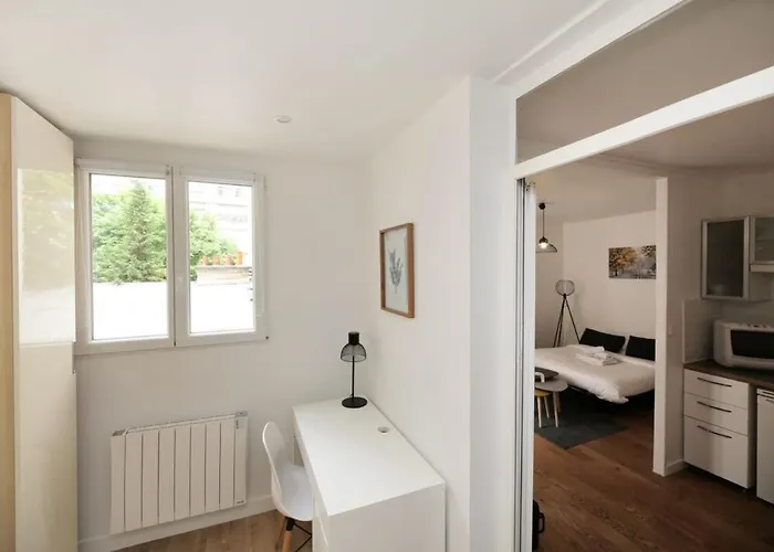 Avec Bureau Proche Montmartre - P2 Appartement *