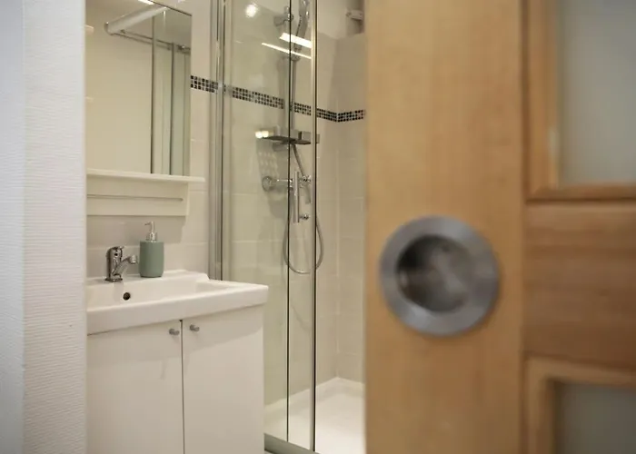 Avec Bureau Proche Montmartre - P2 Appartement