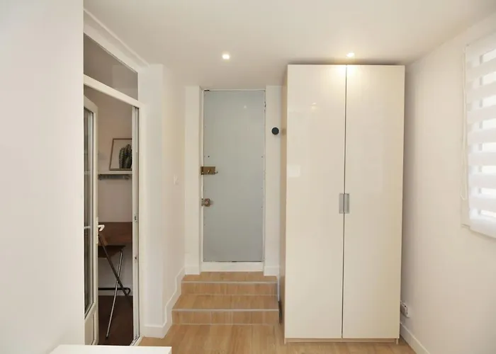 Appartement Avec Bureau Proche Montmartre - P2 Paris