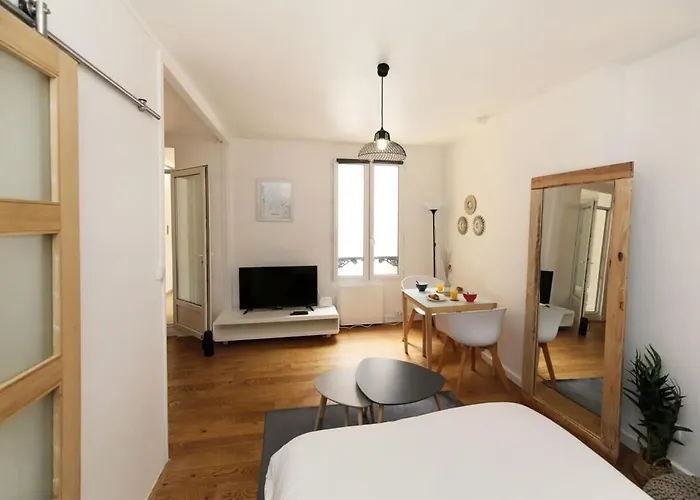 Avec Bureau Proche Montmartre - P2 Paris