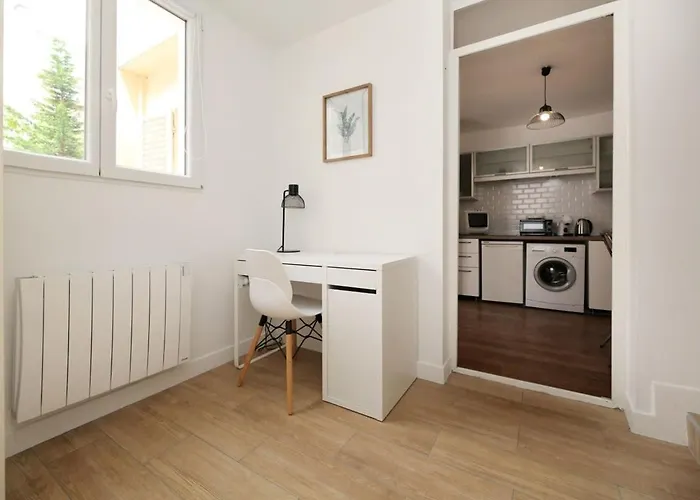 Avec Bureau Proche Montmartre - P2 Appartement *