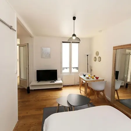 Avec Bureau Proche Montmartre - P2 パリ